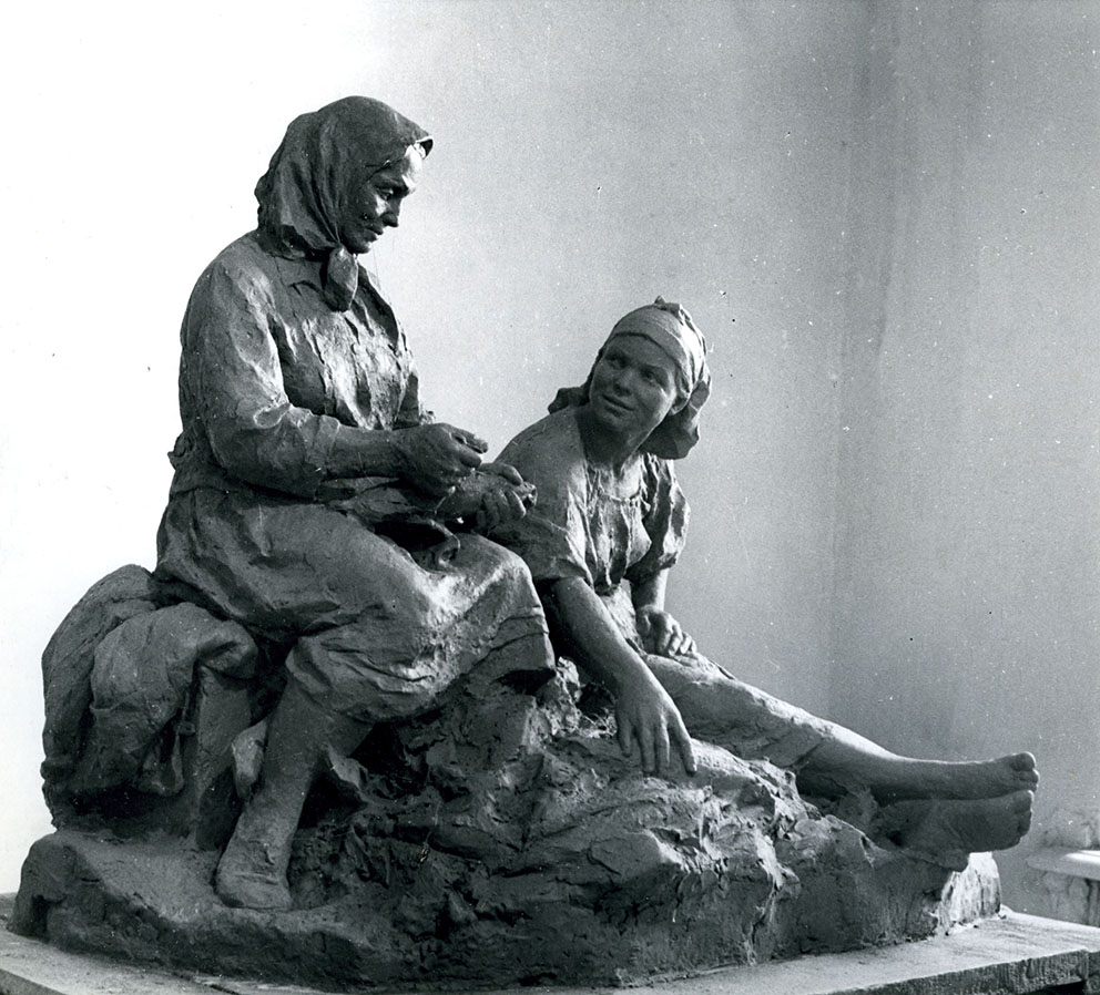 «Колгоспниці». 1956. Гіпс тонований